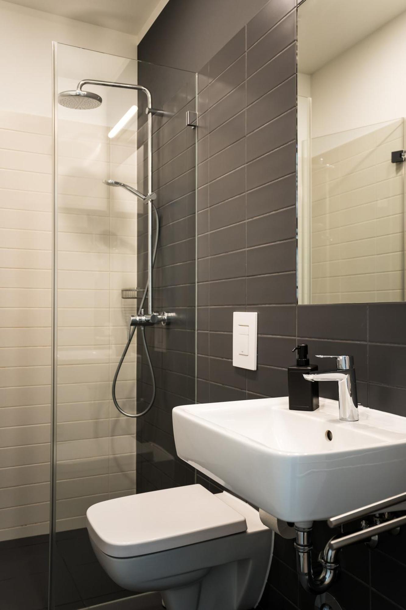 Homaris Apartments Schlueterstrasse Берлин Экстерьер фото